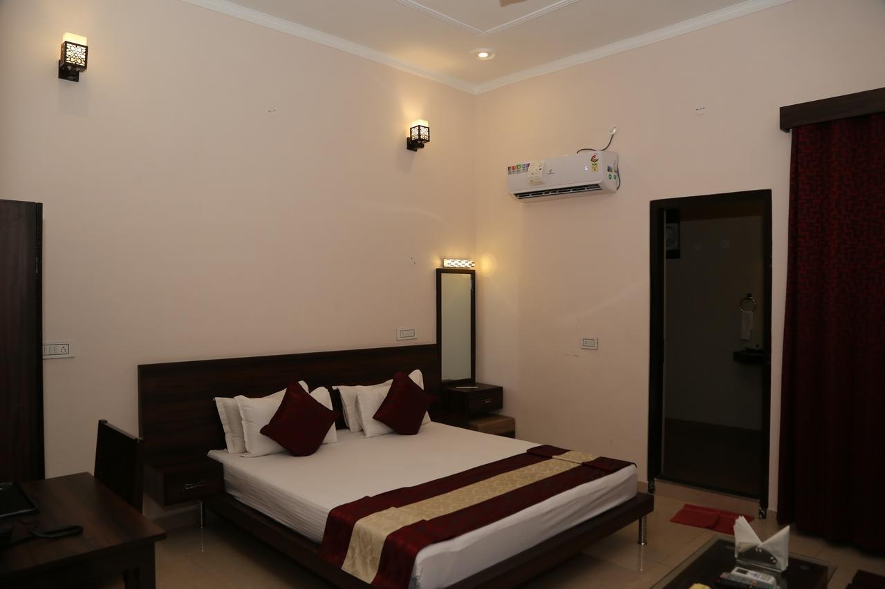 Gulmohar Sariska Resort Bairat Exterior foto