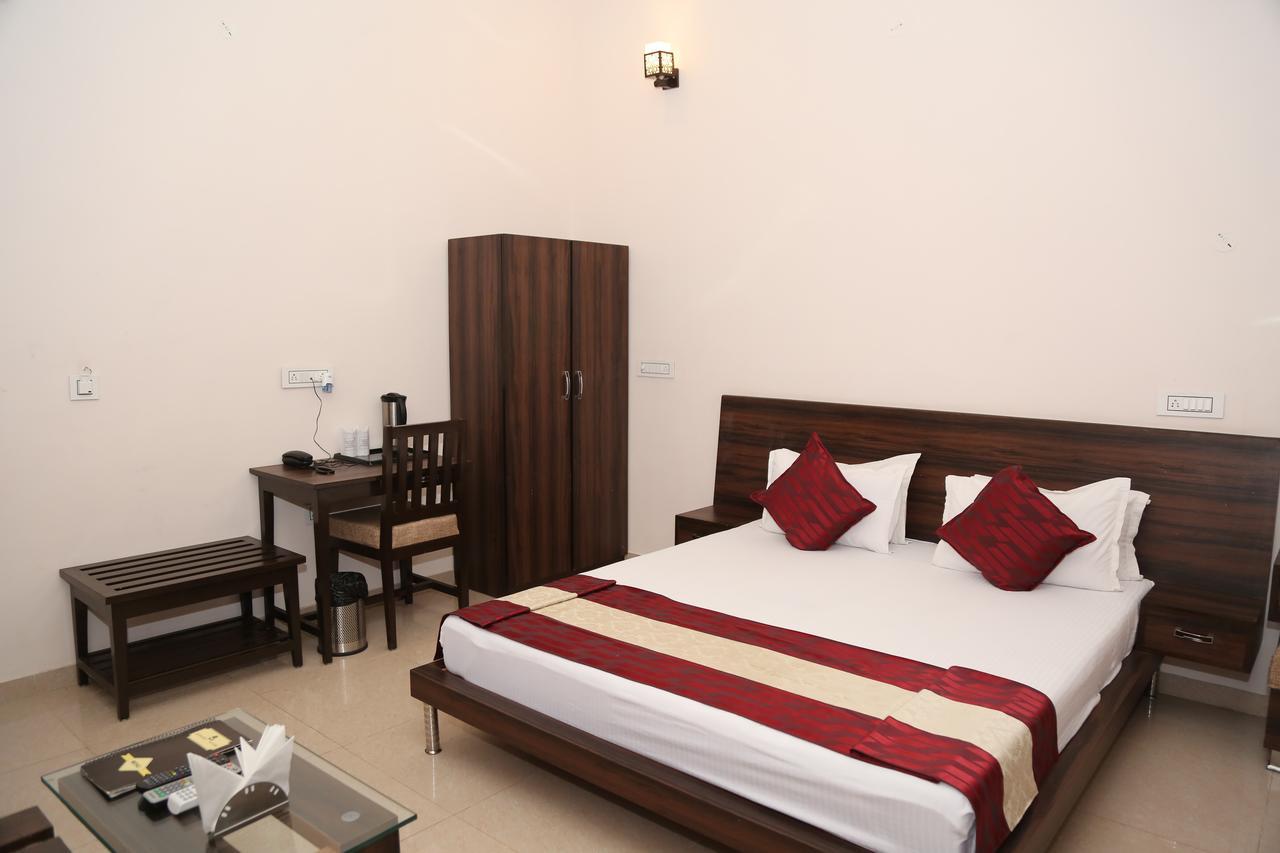 Gulmohar Sariska Resort Bairat Exterior foto