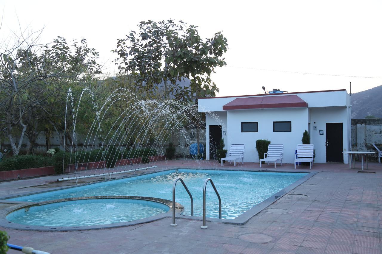 Gulmohar Sariska Resort Bairat Exterior foto