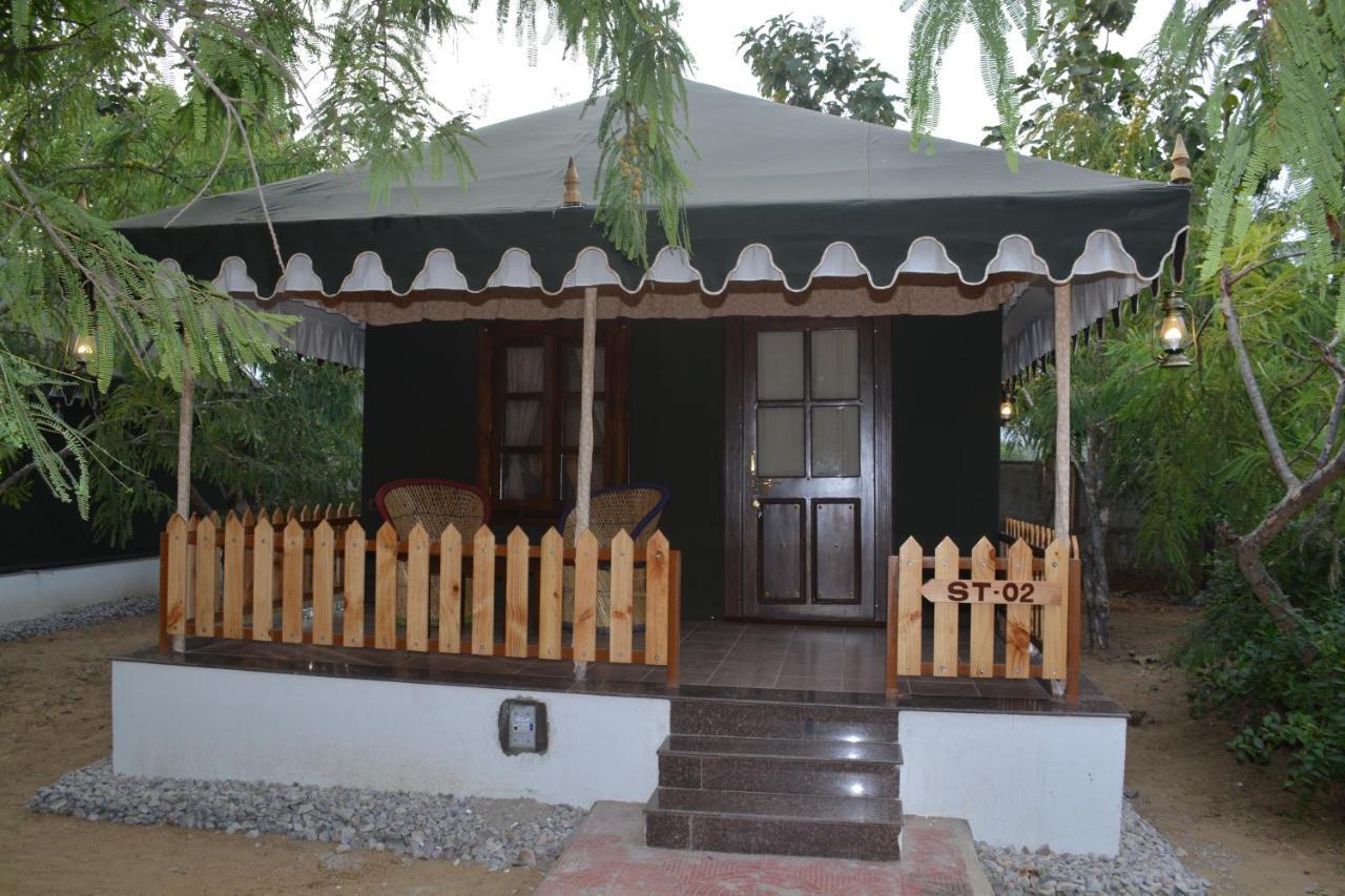 Gulmohar Sariska Resort Bairat Exterior foto